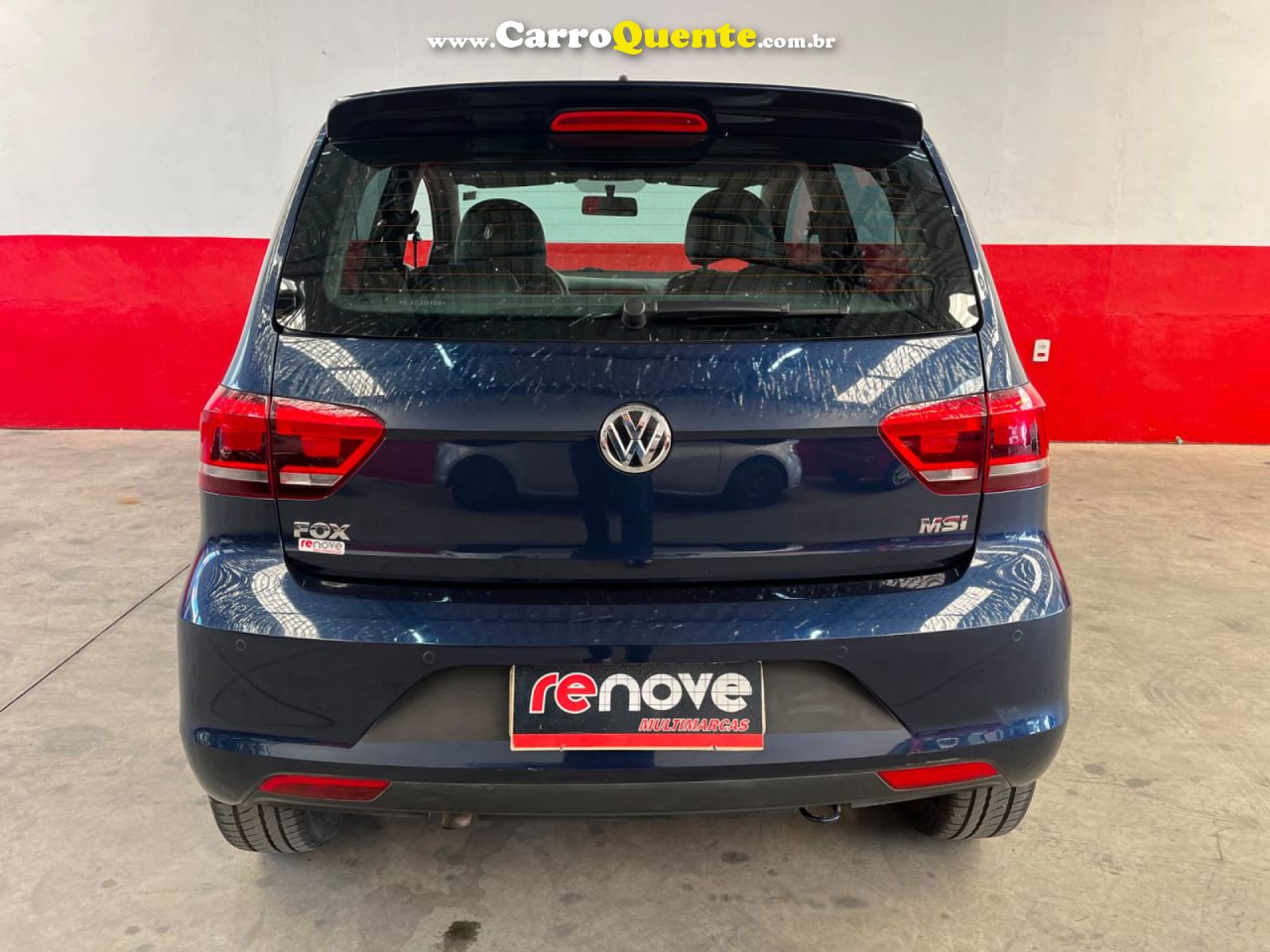 VOLKSWAGEN   FOX ROCK IN RIO 1.6 MI TOTAL FLEX 8V 5P   AZUL 2016 1.6 FLEX - Loja