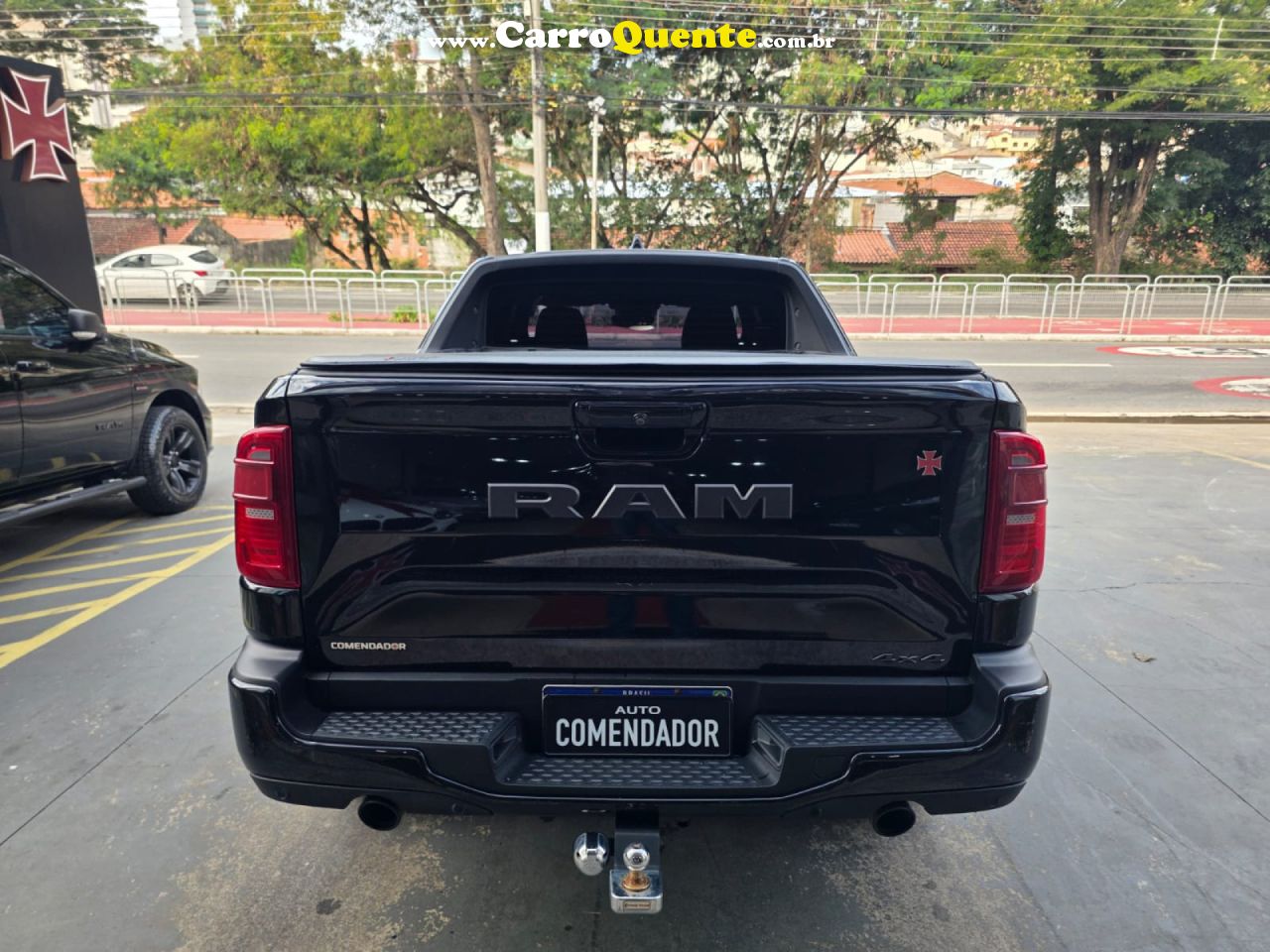 RAM   RAMPAGE RT HURRIC. 4 2.0 TB CD 4X4 AUT.   PRETO 2024 2.0 GASOLINA - Loja