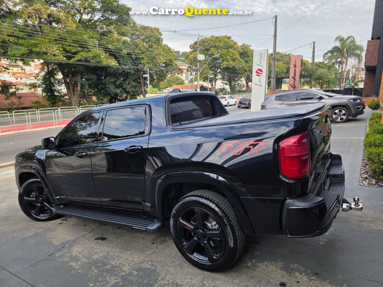 RAM   RAMPAGE RT HURRIC. 4 2.0 TB CD 4X4 AUT.   PRETO 2024 2.0 GASOLINA - Loja