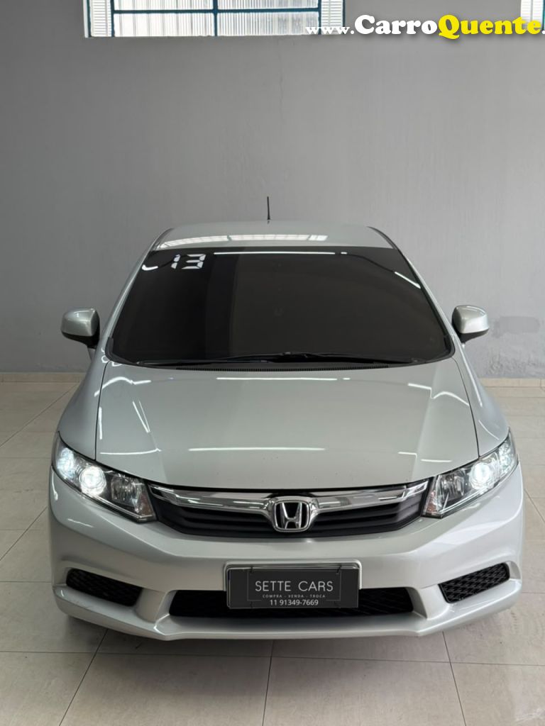 HONDA   CIVIC SEDAN LXS 1.81.8 FLEX 16V MEC. 4P   PRATA 2013 1.8 FLEX - Loja