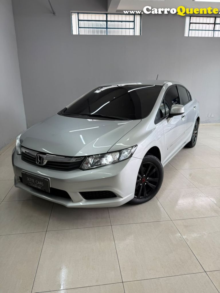 HONDA   CIVIC SEDAN LXS 1.81.8 FLEX 16V MEC. 4P   PRATA 2013 1.8 FLEX - Loja