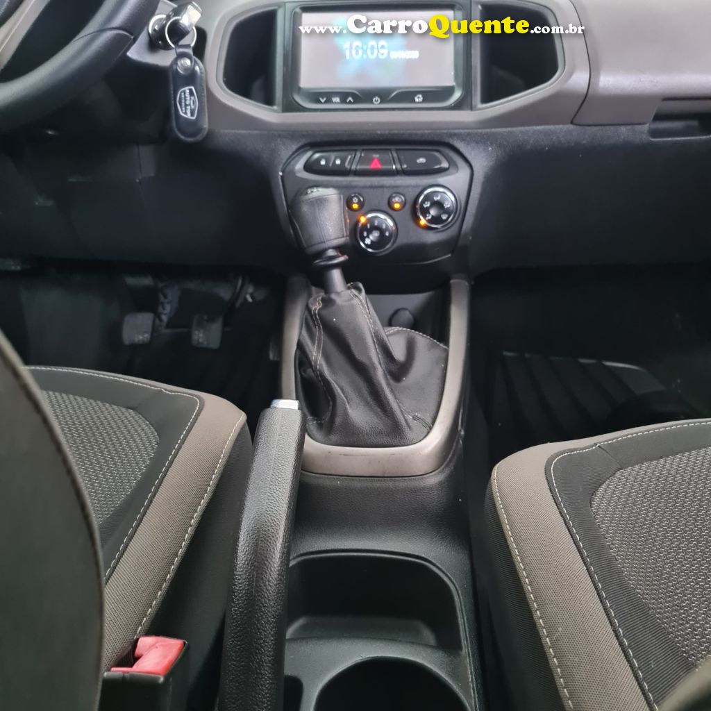 CHEVROLET   PRISMA SED. LT 1.0 8V FLEXPOWER 4P   PRATA 2015 1.0 FLEX - Loja