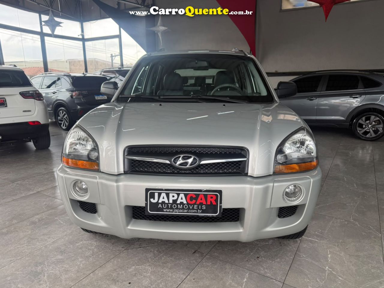 HYUNDAI   TUCSON 2.0 16V MEC.   PRATA 2011 2.0 GASOLINA - Loja