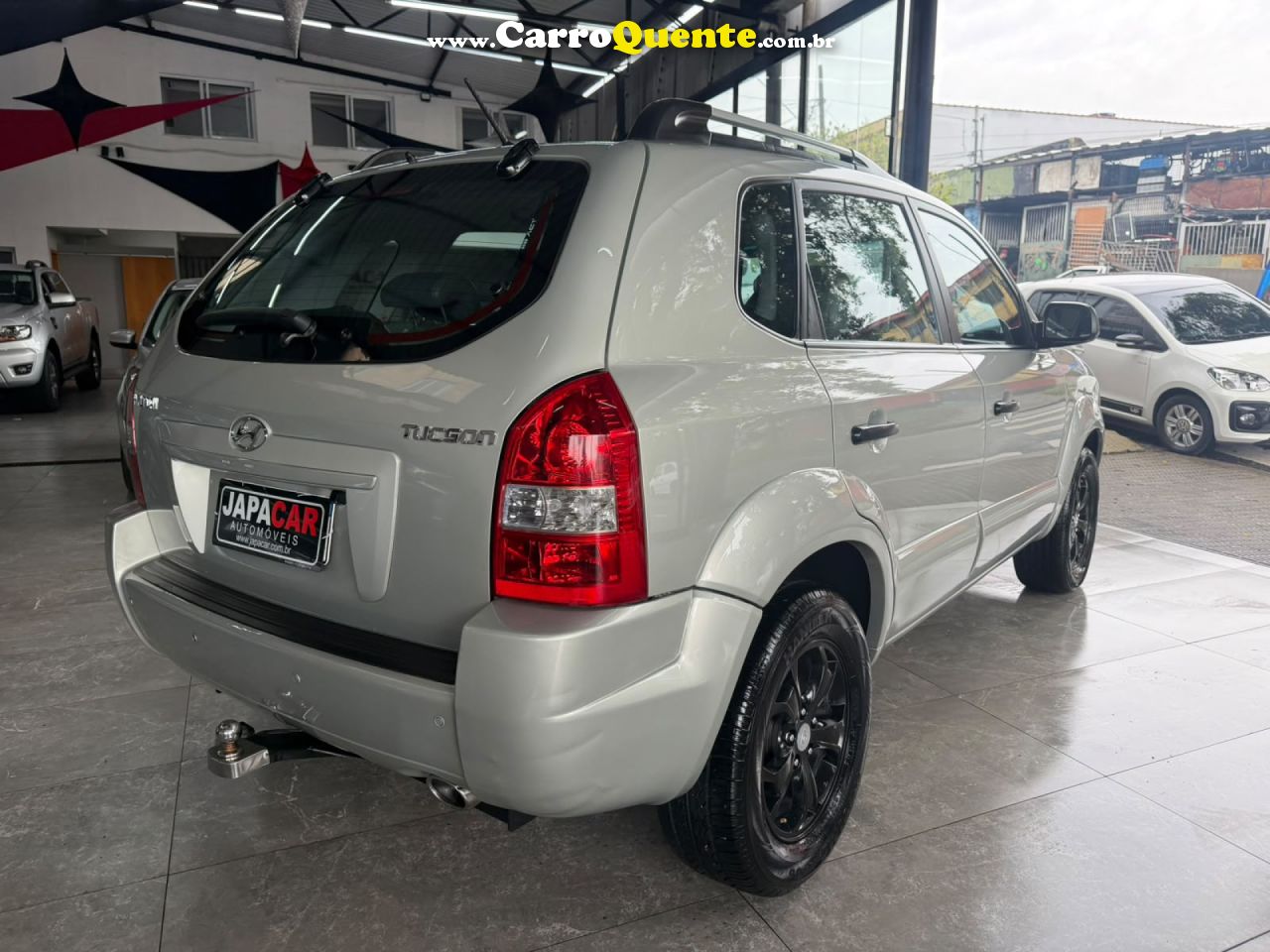 HYUNDAI   TUCSON 2.0 16V MEC.   PRATA 2011 2.0 GASOLINA - Loja
