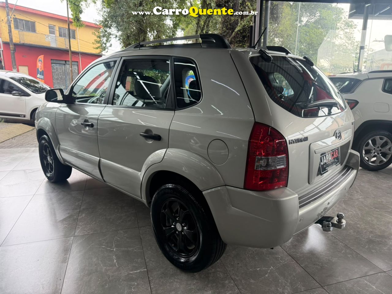 HYUNDAI   TUCSON 2.0 16V MEC.   PRATA 2011 2.0 GASOLINA - Loja