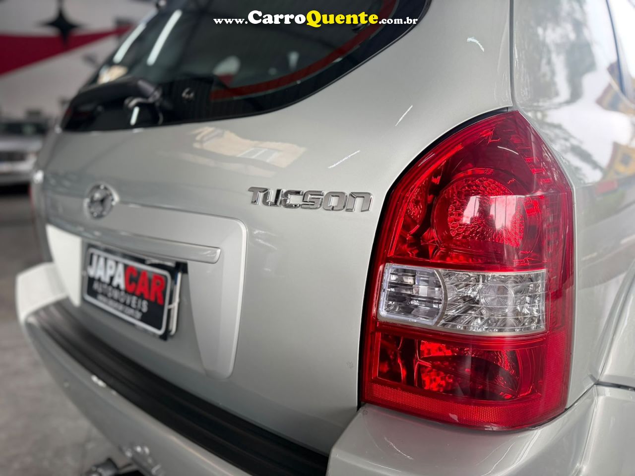 HYUNDAI   TUCSON 2.0 16V MEC.   PRATA 2011 2.0 GASOLINA - Loja