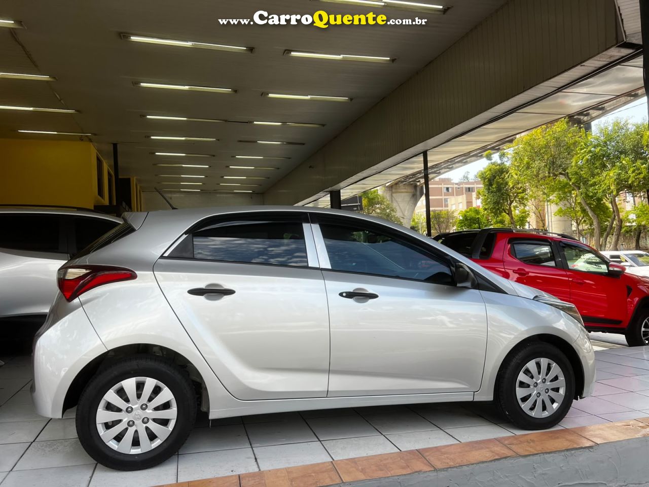 HYUNDAI HB20 1.0 UNIQUE 12V 2019 - Loja