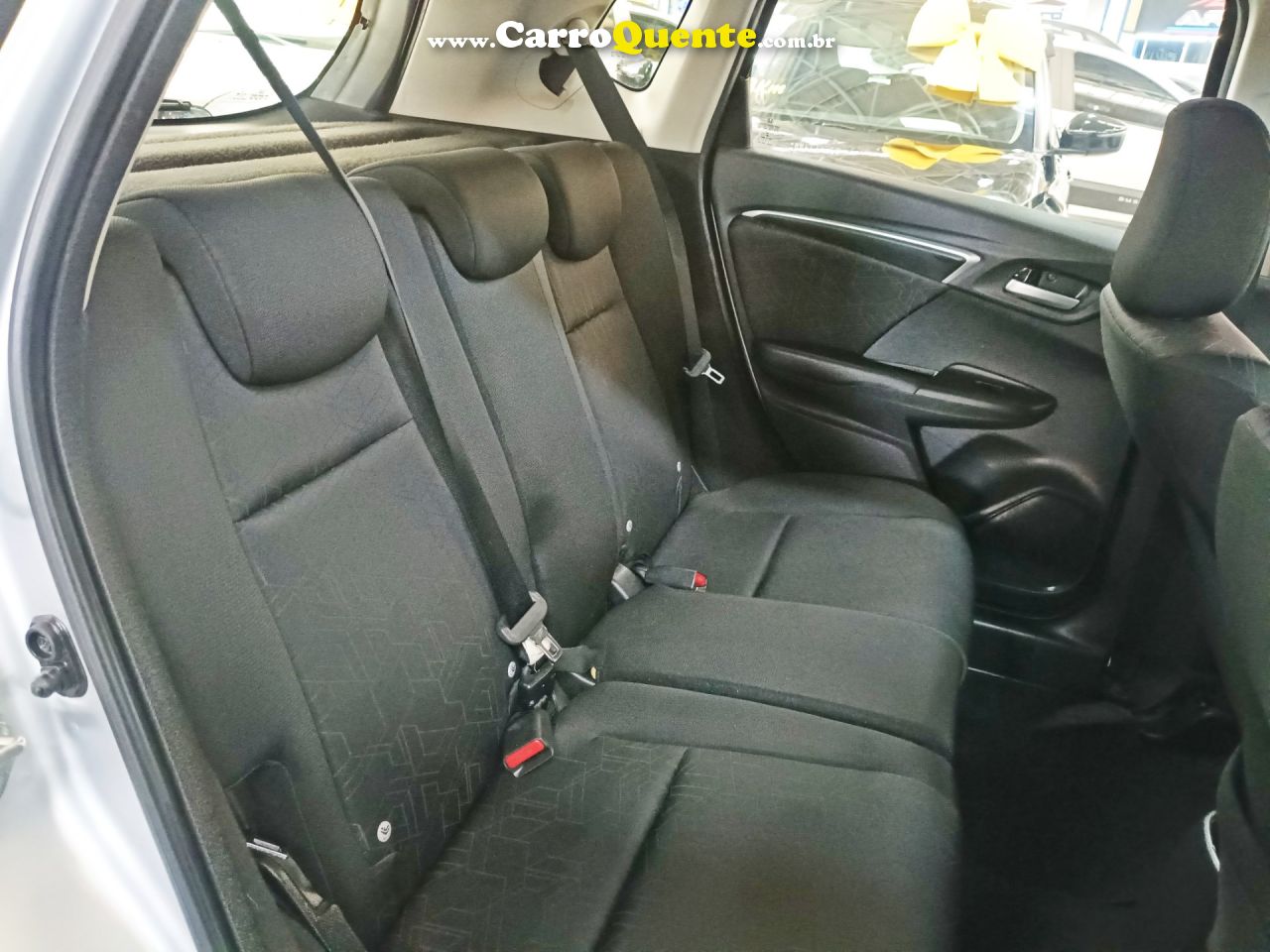 HONDA FIT 2016 - Loja