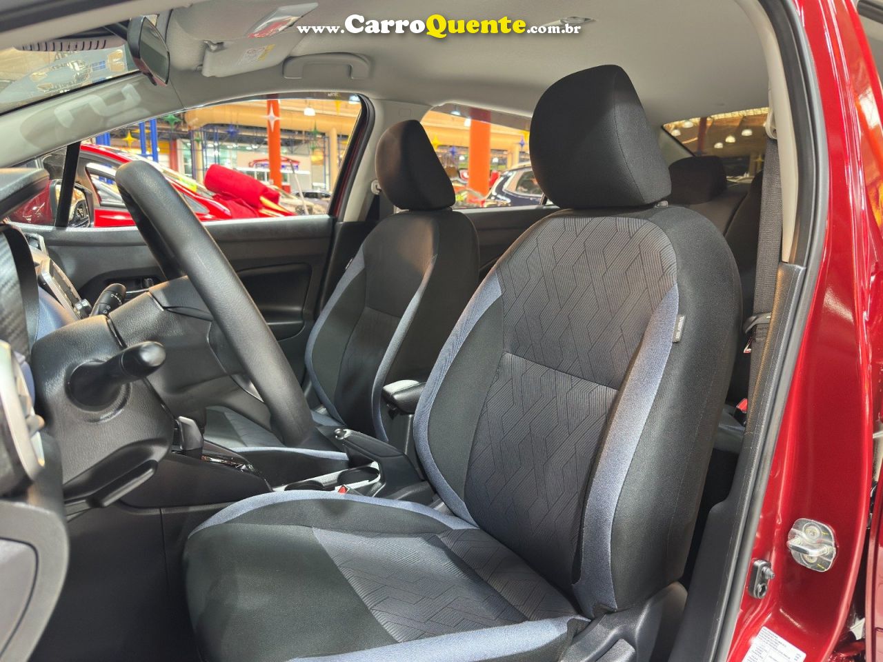 NISSAN VERSA 1.6 16V ADVANCE 2025 - Loja
