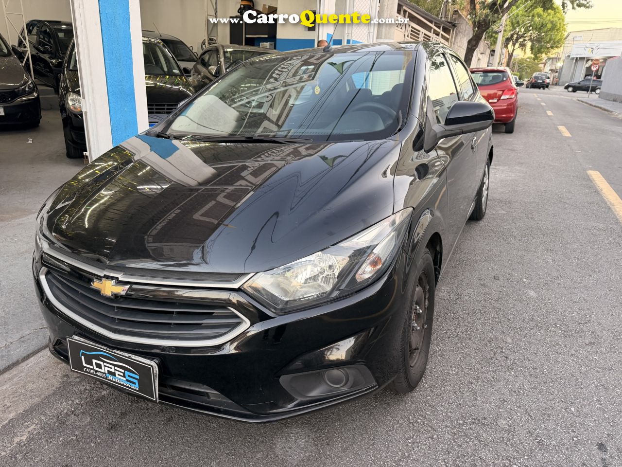 CHEVROLET   ONIX HATCH LT 1.0 8V FLEXPOWER 5P MEC.   PRETO 2019 1.0 FLEX - Loja