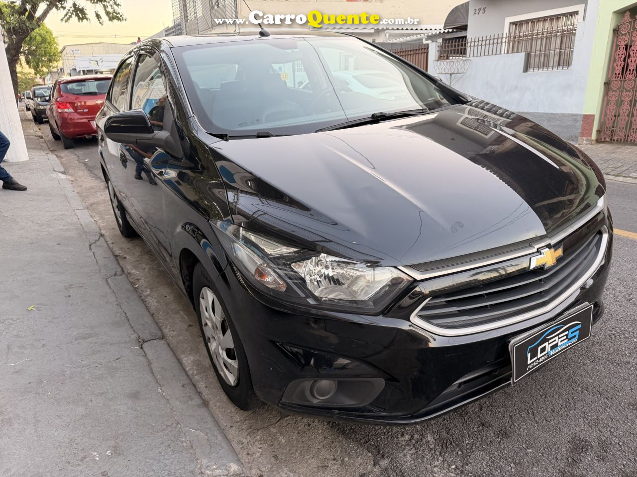 CHEVROLET   ONIX HATCH LT 1.0 8V FLEXPOWER 5P MEC.   PRETO 2019 1.0 FLEX - Loja