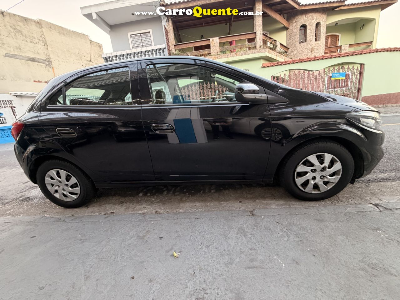 CHEVROLET   ONIX HATCH LT 1.0 8V FLEXPOWER 5P MEC.   PRETO 2019 1.0 FLEX - Loja
