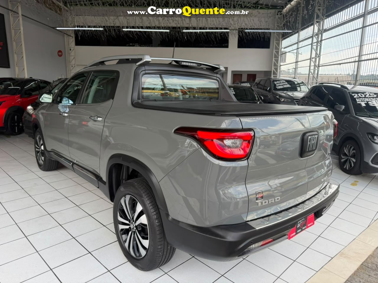 FIAT   TORO VOLCANO 1.3 T270 4X2 FLEX AUT.   CINZA 2025 1.3 FLEX - Loja