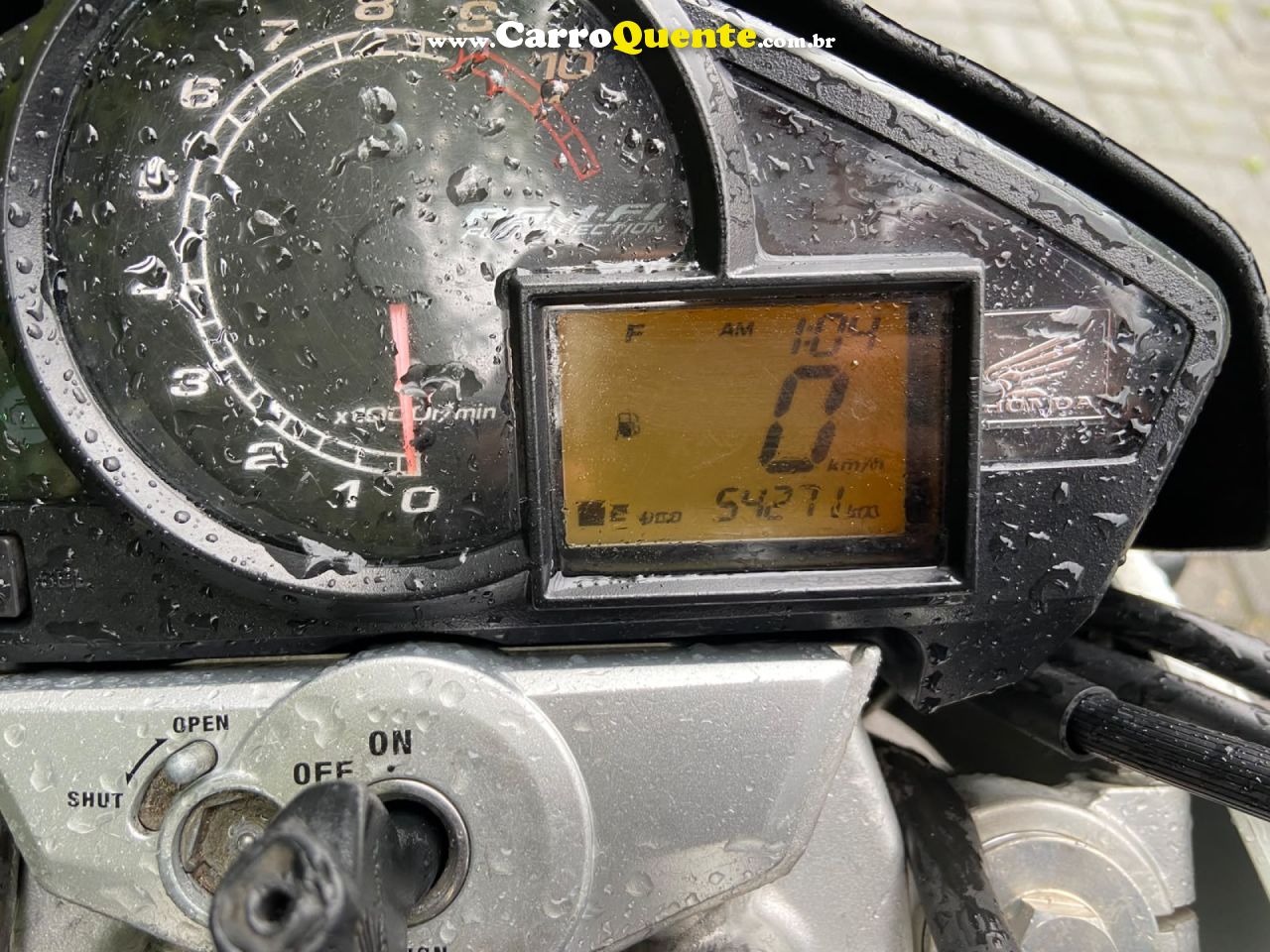 HONDA   CB 300R   BRANCO 2012 300 GASOLINA - Loja