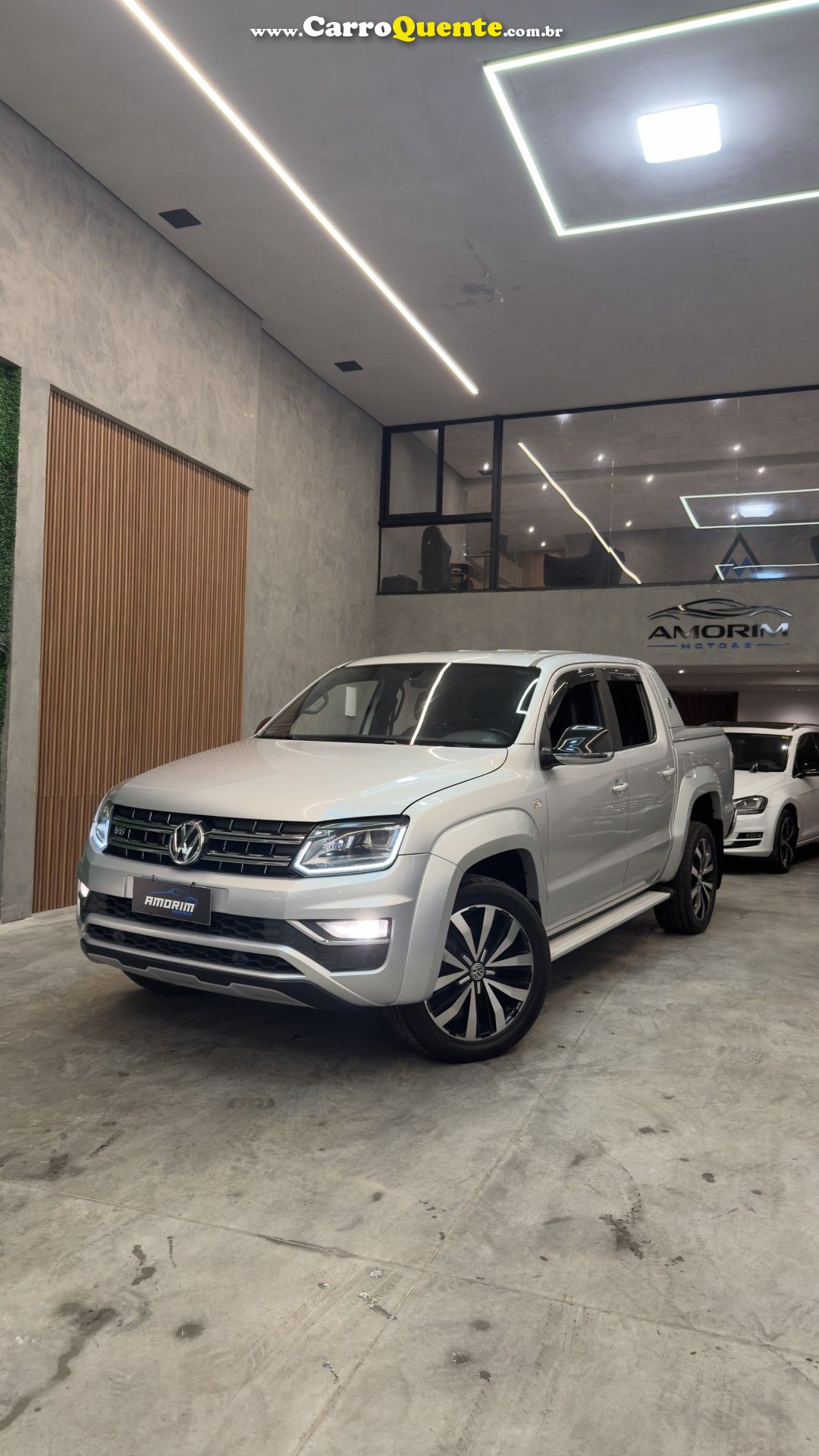 VOLKSWAGEN   AMAROK EXTREME CD 3.0 4X4 TB DIES. AUT.   PRATA 2019 3.0 DIESEL - Loja