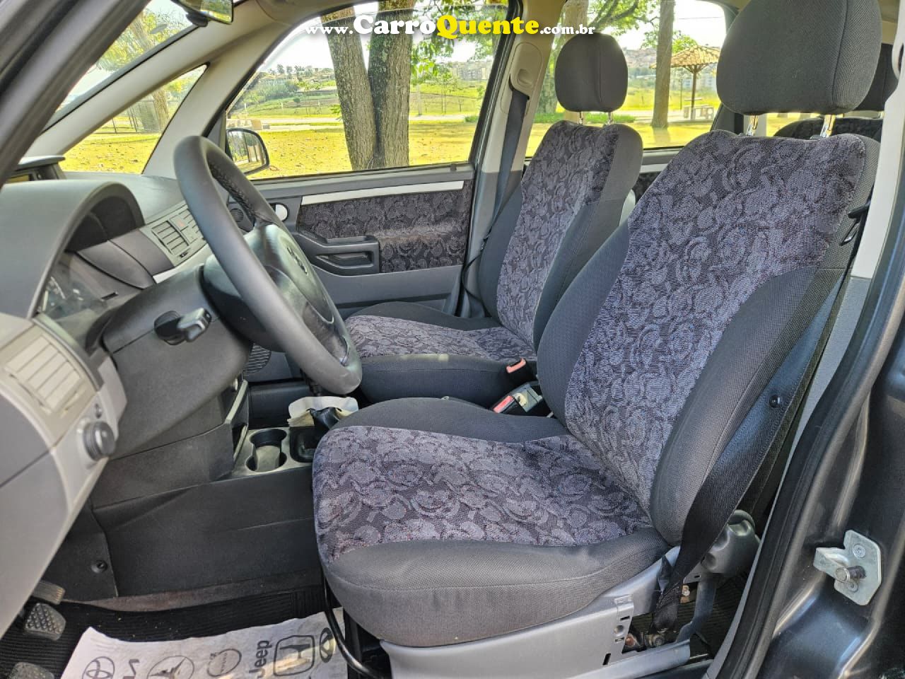 CHEVROLET   MERIVA MAXX 1.8 MPFI 8V FLEXPOWER   CINZA 2005 1.8 FLEX - Loja