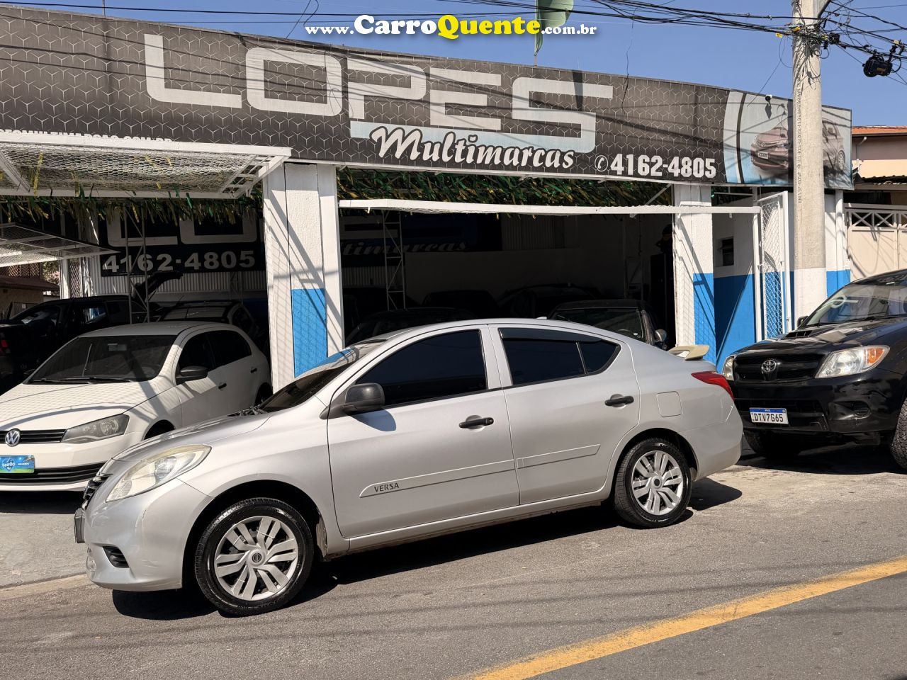 NISSAN   VERSA S 1.6 16V FLEX FUEL 4P MEC.   PRATA 2013 1.6 FLEX - Loja