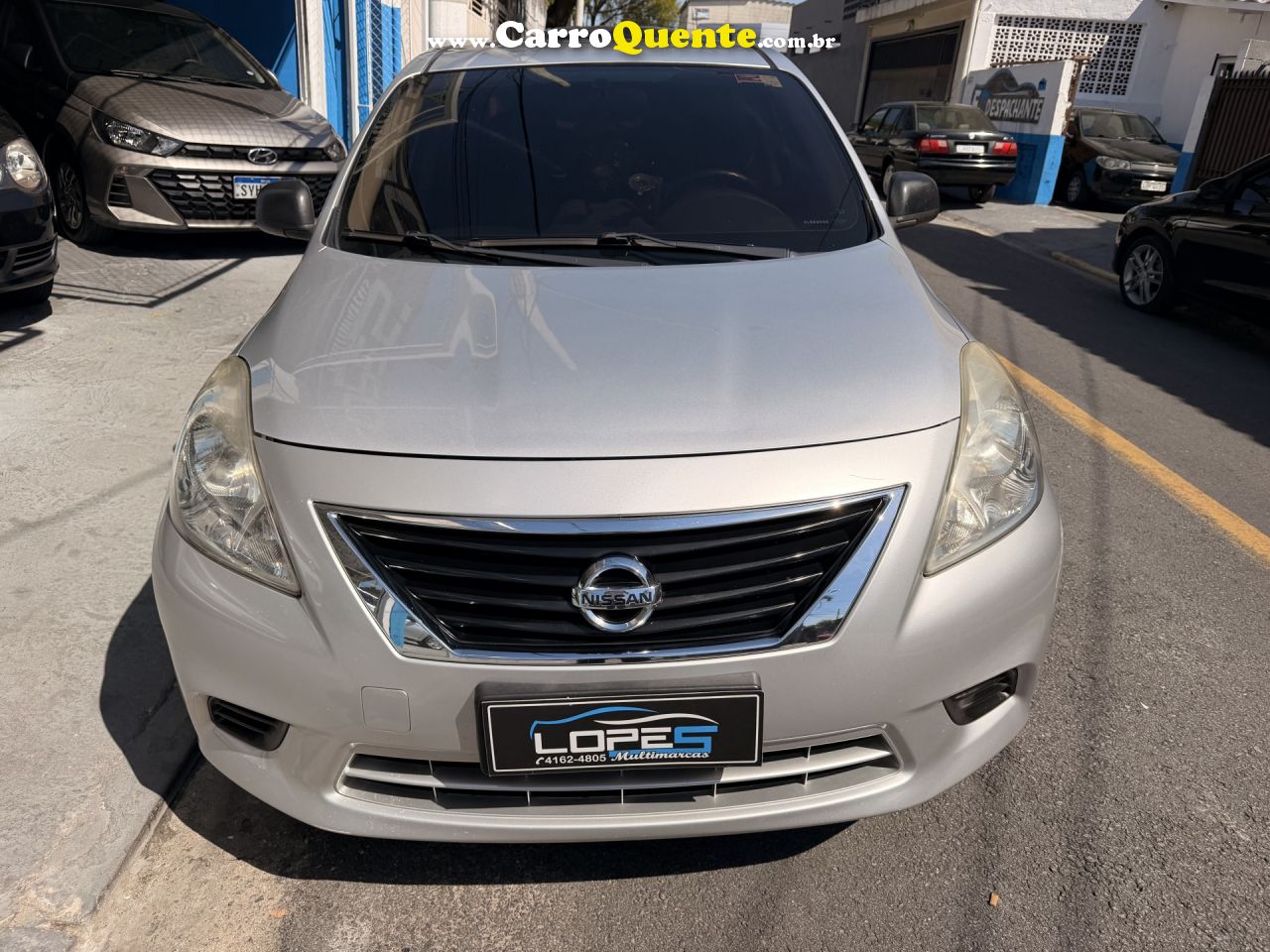 NISSAN   VERSA S 1.6 16V FLEX FUEL 4P MEC.   PRATA 2013 1.6 FLEX - Loja