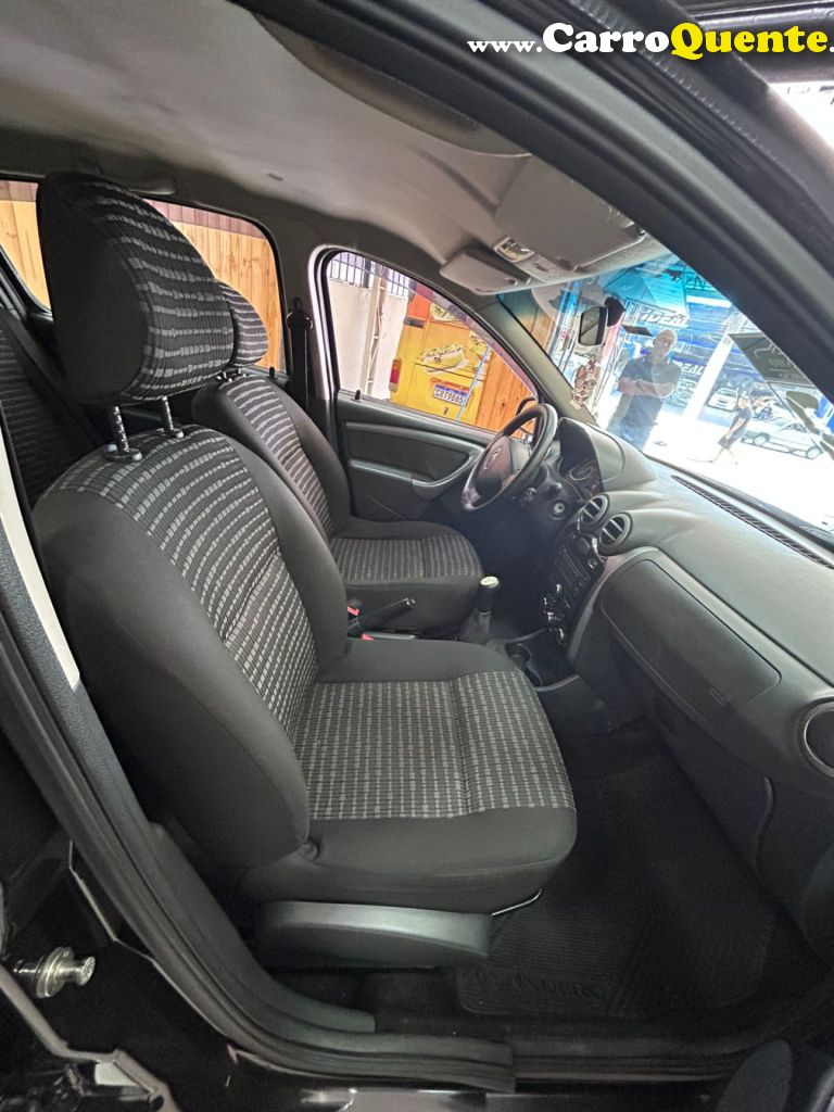 RENAULT   SANDERO EXPRESSION HI-FLEX 1.0 16V 5P   PRETO 2013 1.0 GASOLINA - Loja