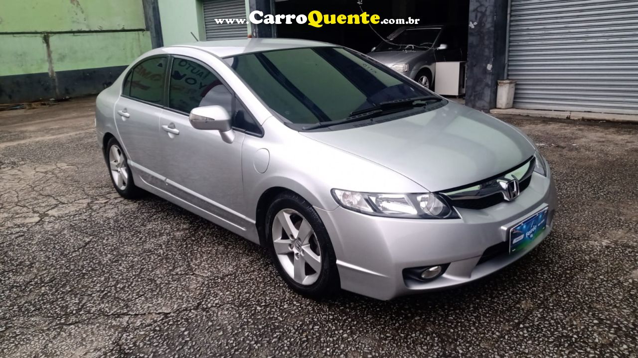 HONDA   CIVIC SED. LXL LXL SE 1.8 FLEX 16V AUT.   PRATA 2011 1.8 FLEX - Loja