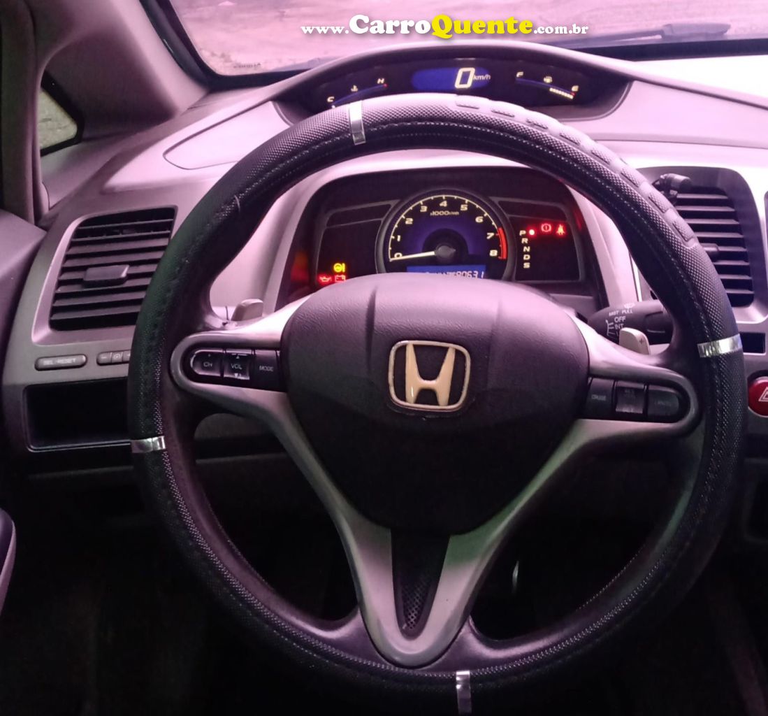 HONDA   CIVIC SED. LXL LXL SE 1.8 FLEX 16V AUT.   PRATA 2011 1.8 FLEX - Loja