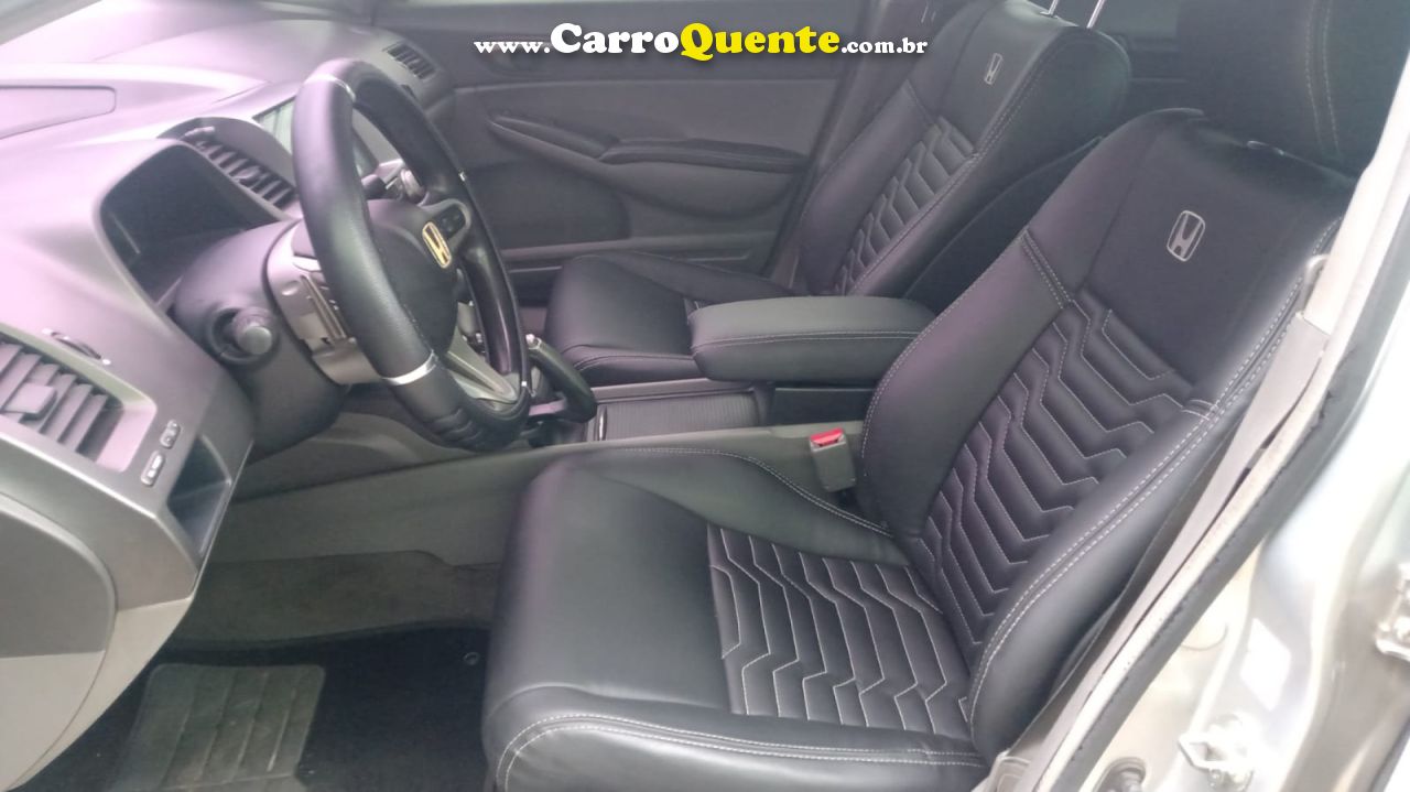 HONDA   CIVIC SED. LXL LXL SE 1.8 FLEX 16V AUT.   PRATA 2011 1.8 FLEX - Loja