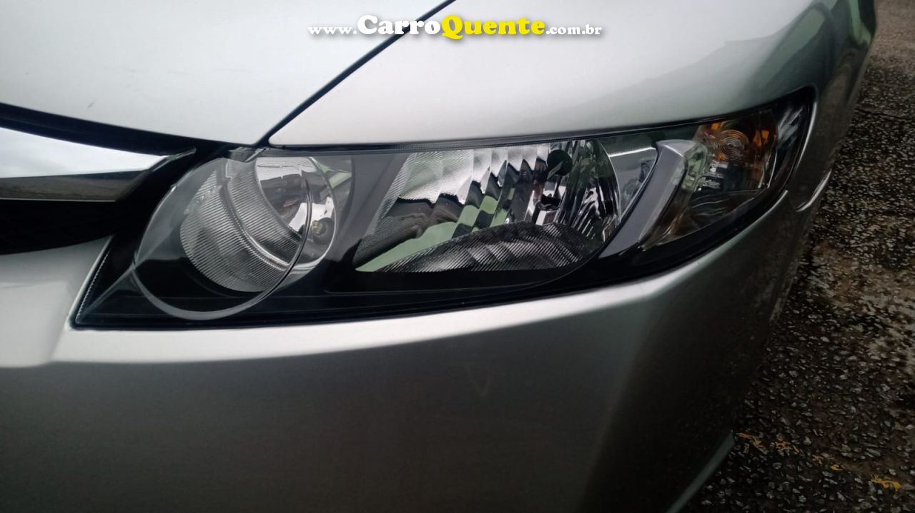 HONDA   CIVIC SED. LXL LXL SE 1.8 FLEX 16V AUT.   PRATA 2011 1.8 FLEX - Loja