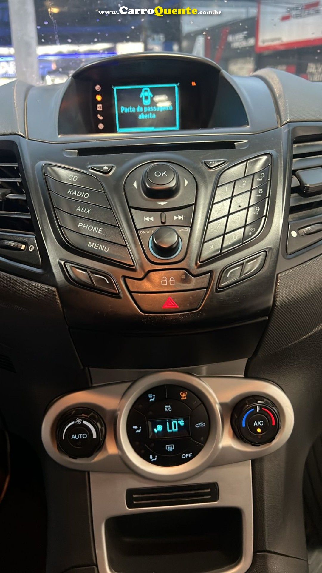FORD   FIESTA 1.6 16V FLEX AUT. 5P   PRATA 2015 1.6 FLEX - Loja