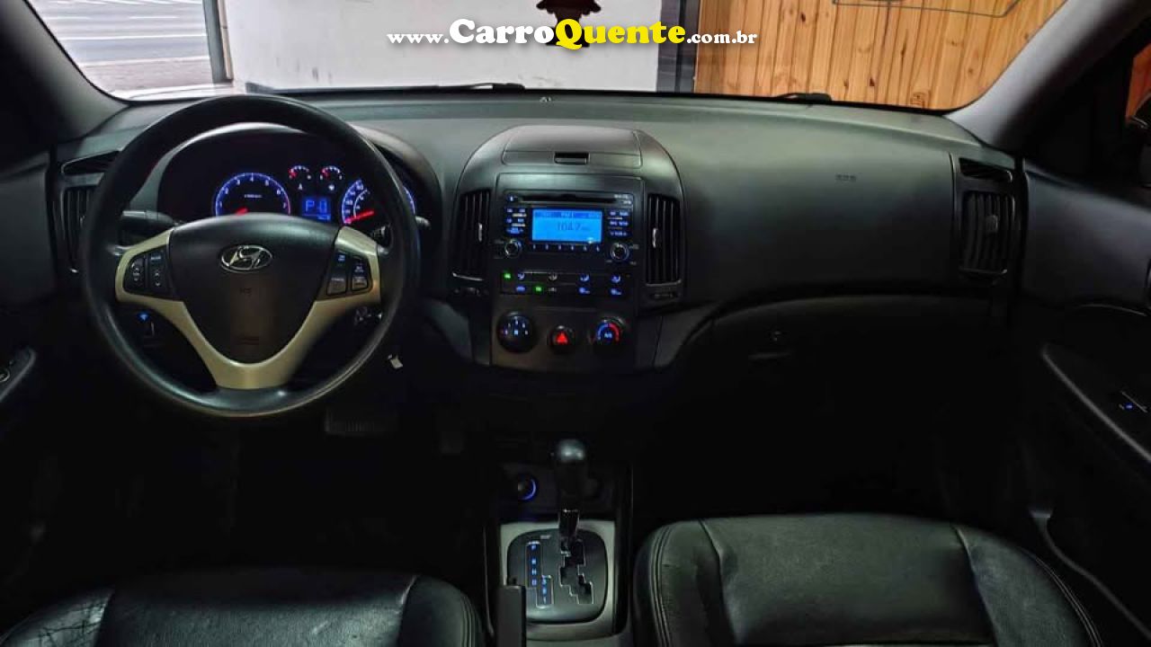HYUNDAI   I30 2.0 16V 145CV 5P AUT.   PRETO 2010 2.0 GASOLINA - Loja
