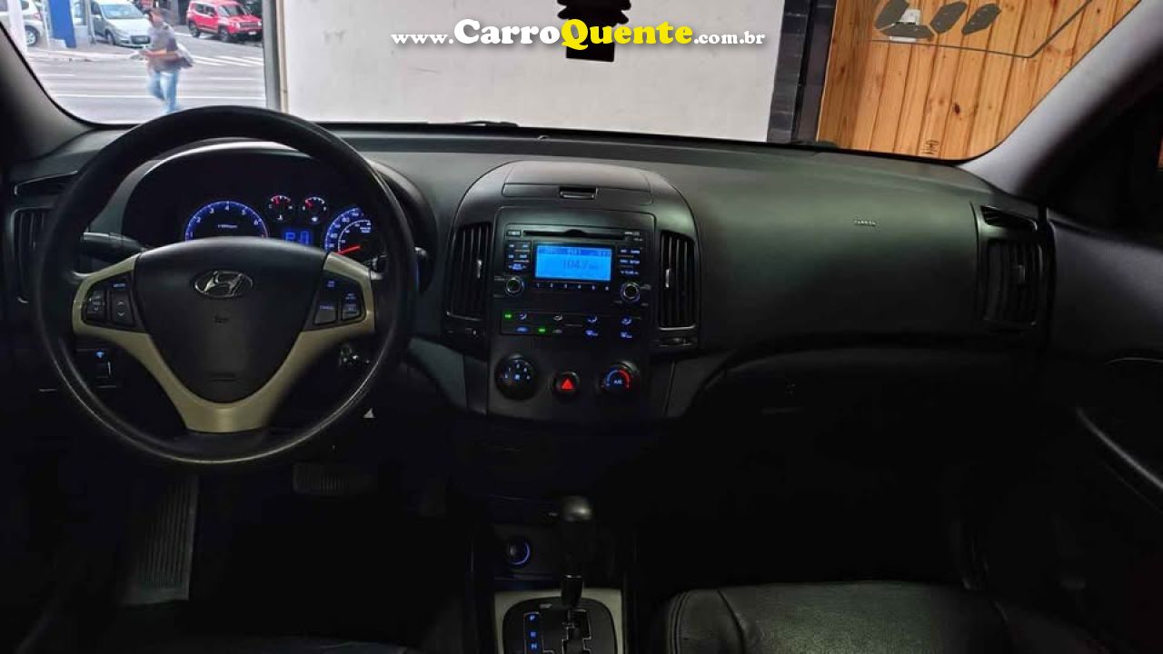 HYUNDAI   I30 2.0 16V 145CV 5P AUT.   PRETO 2010 2.0 GASOLINA - Loja