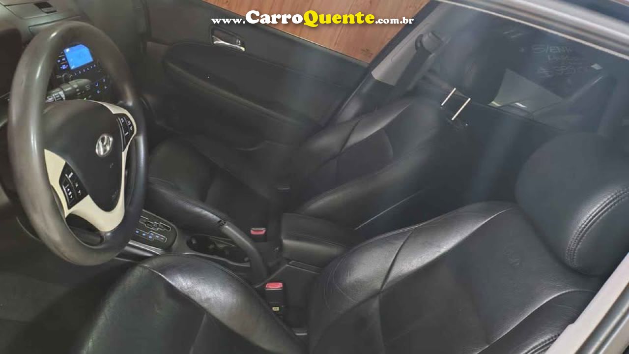 HYUNDAI   I30 2.0 16V 145CV 5P AUT.   PRETO 2010 2.0 GASOLINA - Loja