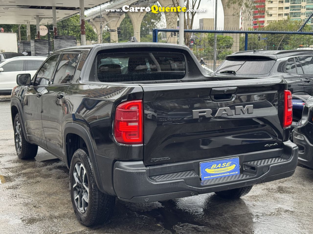 RAM   RAMPAGE REBEL 2.0 TB CD 4X4 DIESEL AUT.   PRETO 2024 2.0 DIESEL - Loja