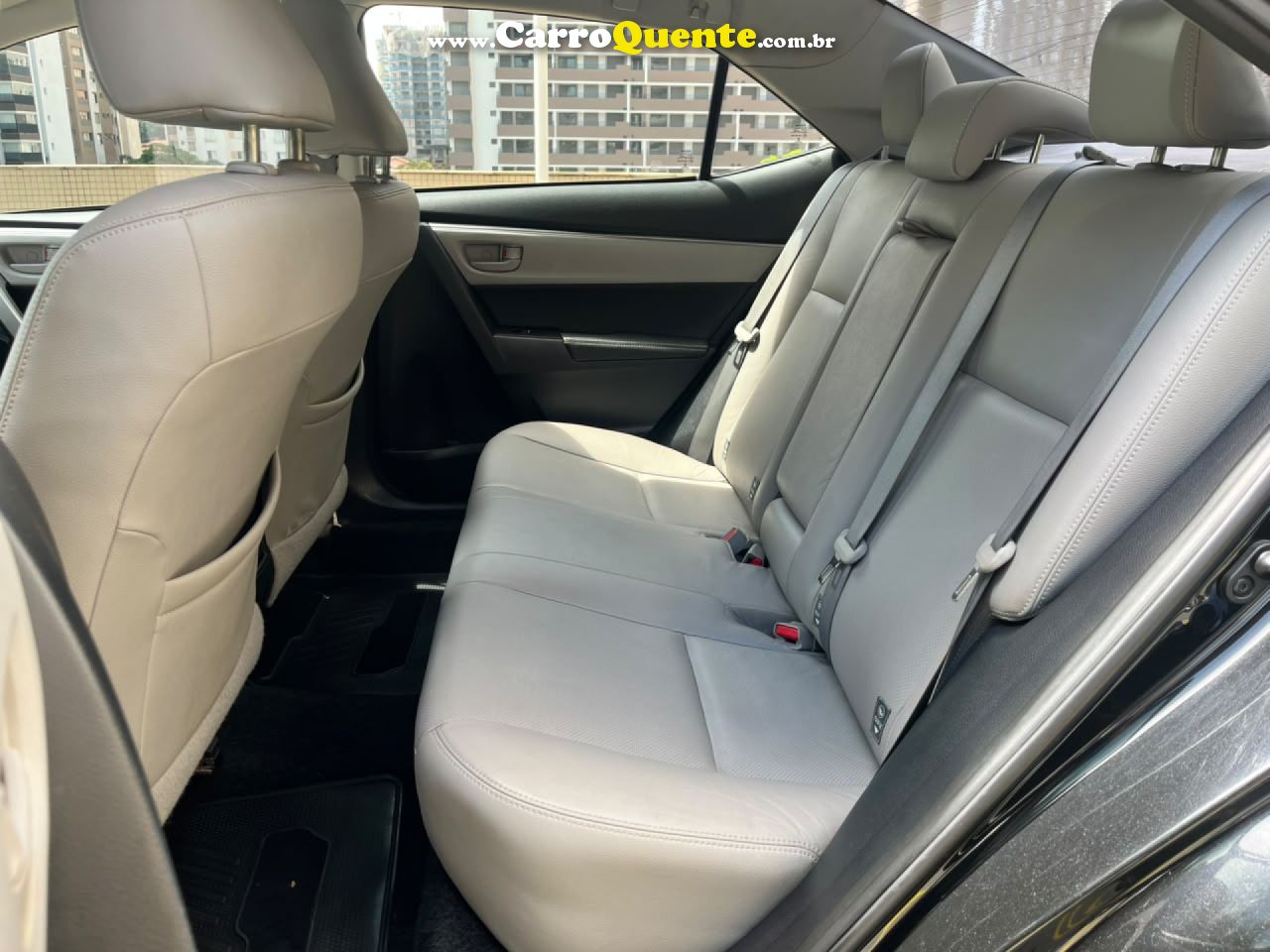 TOYOTA   COROLLA XEI 2.0 AUTOMATICO REVISADA BOM ESTADO   PRETO 2015 2.0 FLEX - Loja