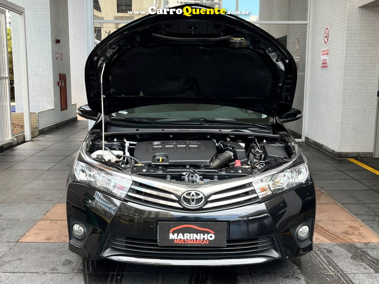 TOYOTA   COROLLA XEI 2.0 AUTOMATICO REVISADA BOM ESTADO   PRETO 2015 2.0 FLEX - Loja