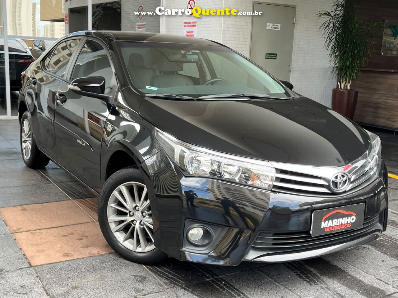 TOYOTA   COROLLA XEI 2.0 AUTOMATICO REVISADA BOM ESTADO   PRETO 2015 2.0 FLEX - Loja