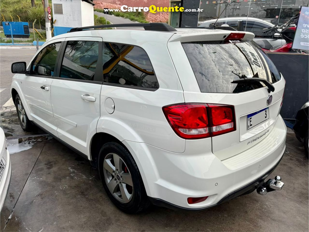 FIAT   FREEMONT EMOT.PRECISION 2.4 16V 5P AUT.   BRANCO 2012 2.4 GASOLINA - Loja