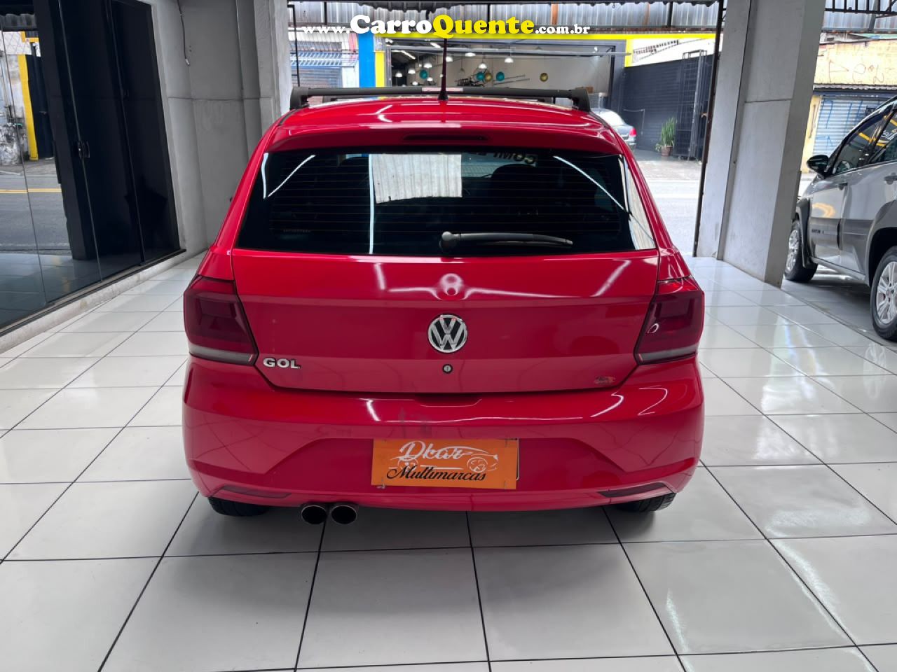 VOLKSWAGEN   NOVO GOL TL MCV   VERMELHO 2017 1.0 FLEX - Loja