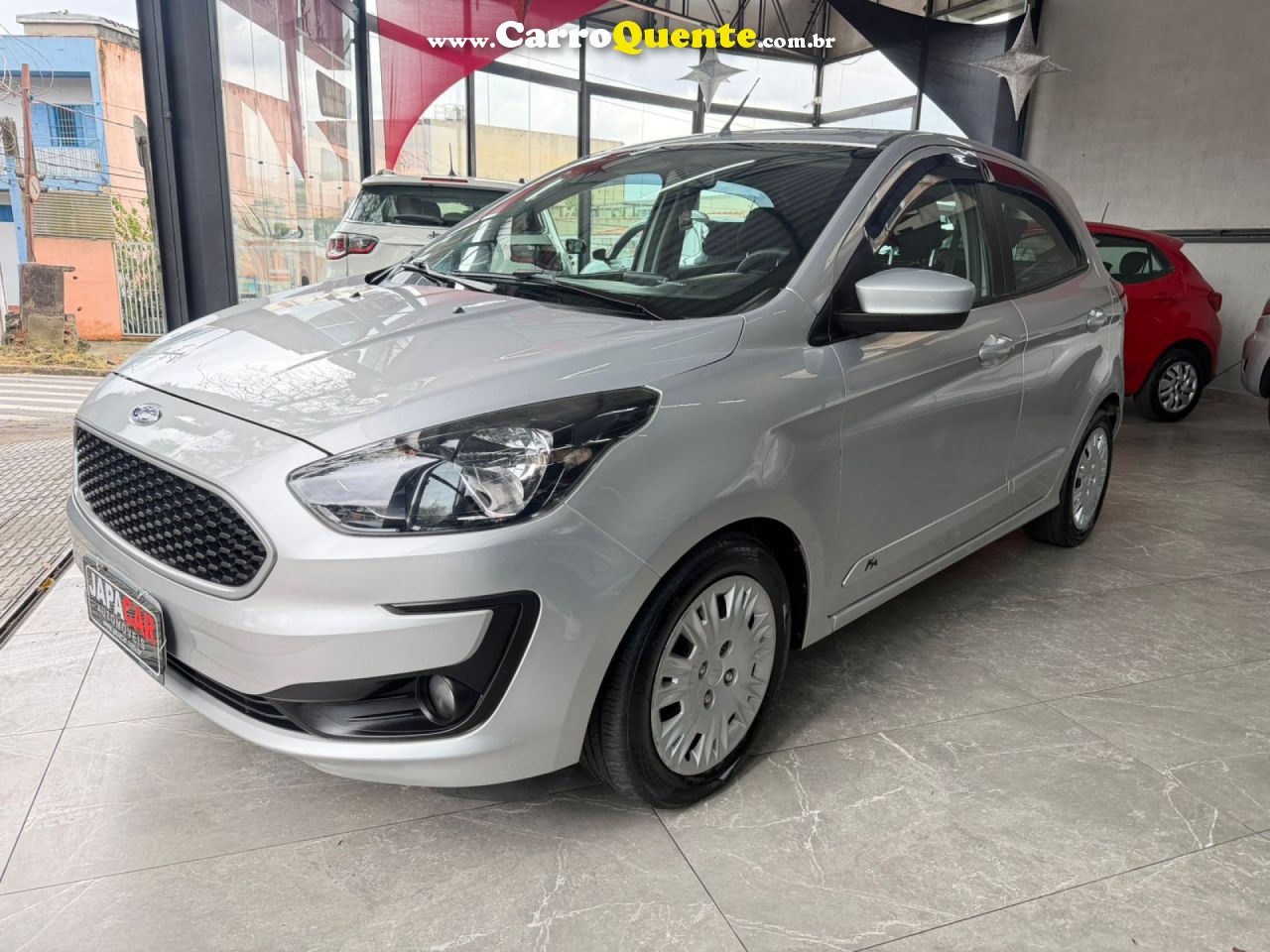 FORD   KA 1.0 SESE PLUS TIVCT FLEX 5P   PRATA 2019 1.0 FLEX - Loja