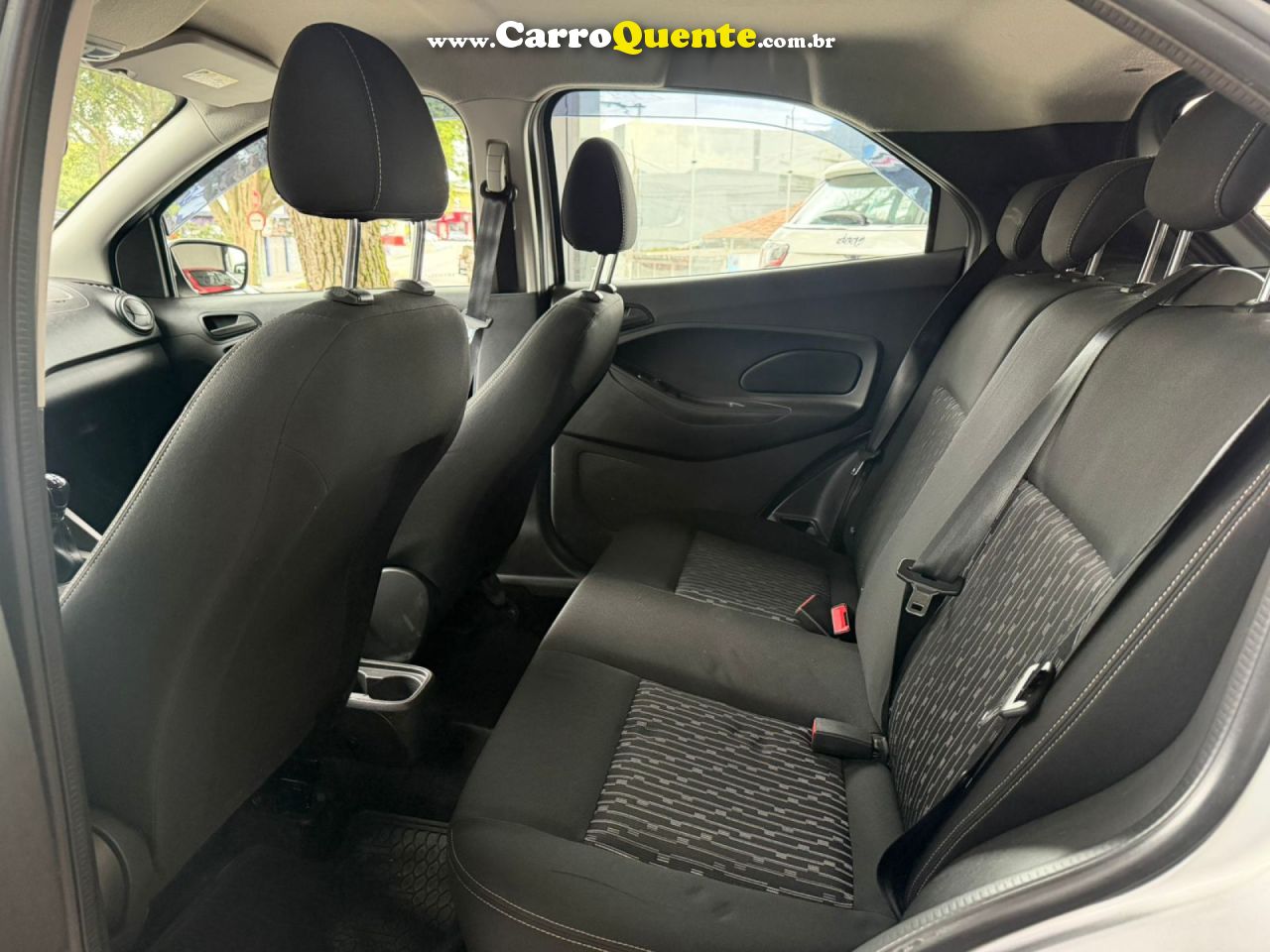 FORD   KA 1.0 SESE PLUS TIVCT FLEX 5P   PRATA 2019 1.0 FLEX - Loja