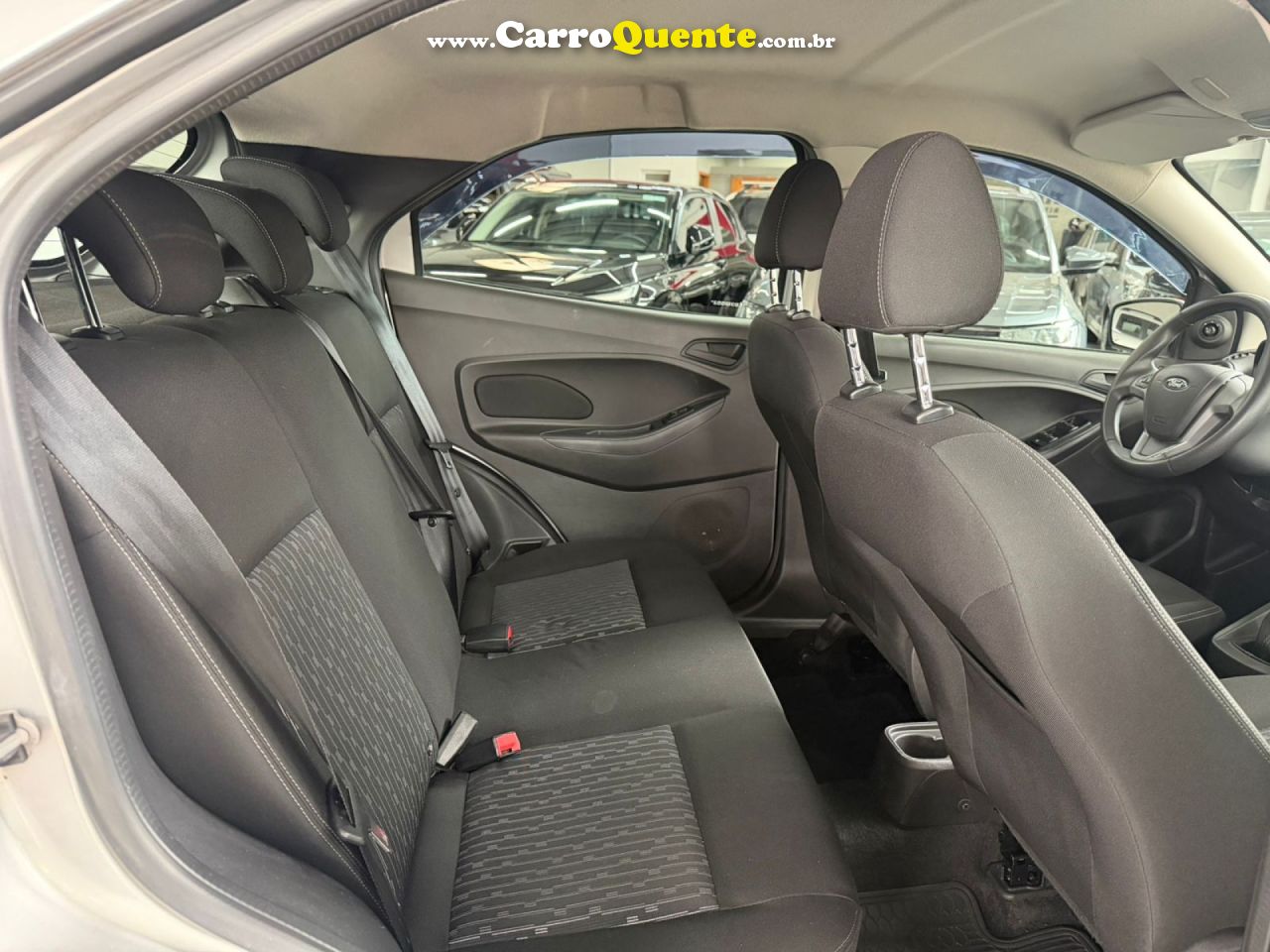FORD   KA 1.0 SESE PLUS TIVCT FLEX 5P   PRATA 2019 1.0 FLEX - Loja