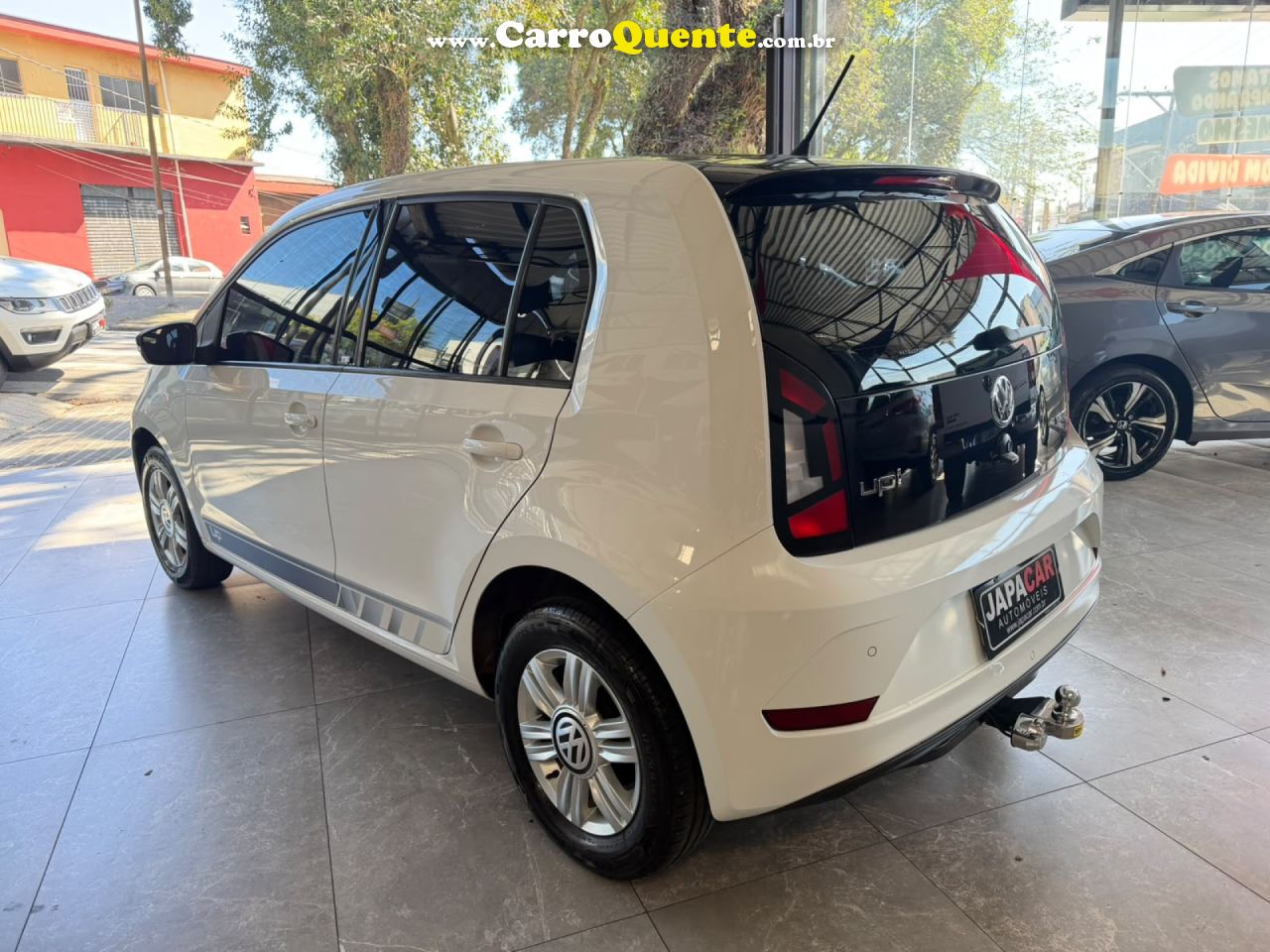 VOLKSWAGEN   UP! MOVE 1.0 TSI TOTAL FLEX 12V 5P   BRANCO 2019 1.0 FLEX - Loja