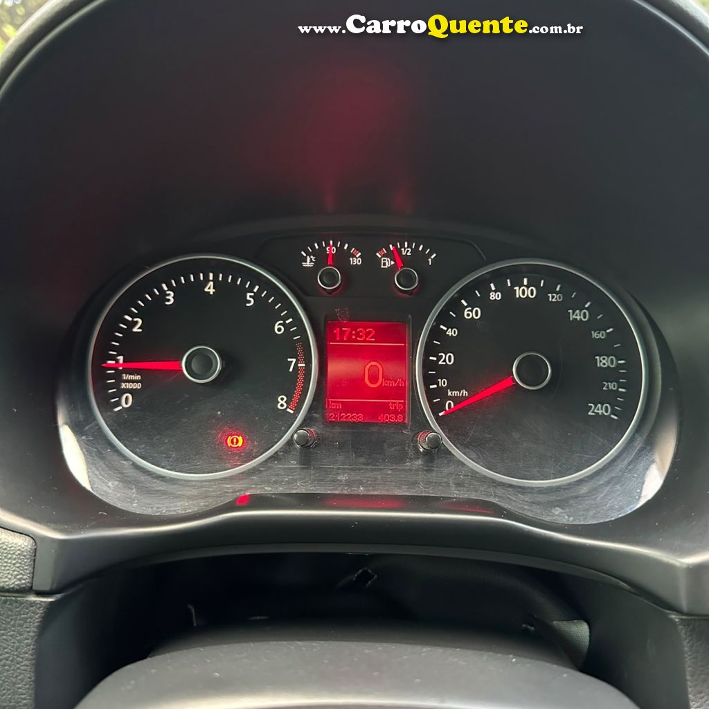 VOLKSWAGEN   SAVEIRO CROSS 1.6 T.FLEX 16V CD   LARANJA 2015 1.6 FLEX - Loja
