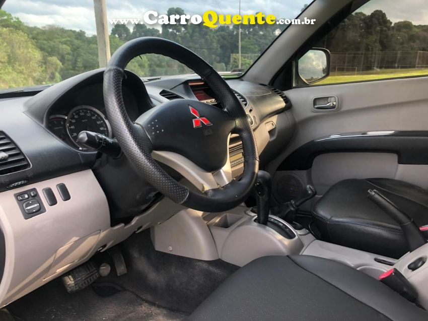 Mitsubishi L200 TRITON 3.2 HPE 4X4 CD 16V TURBO INTERCOOLER DIESEL 4P AUTOMÁTICO - Loja