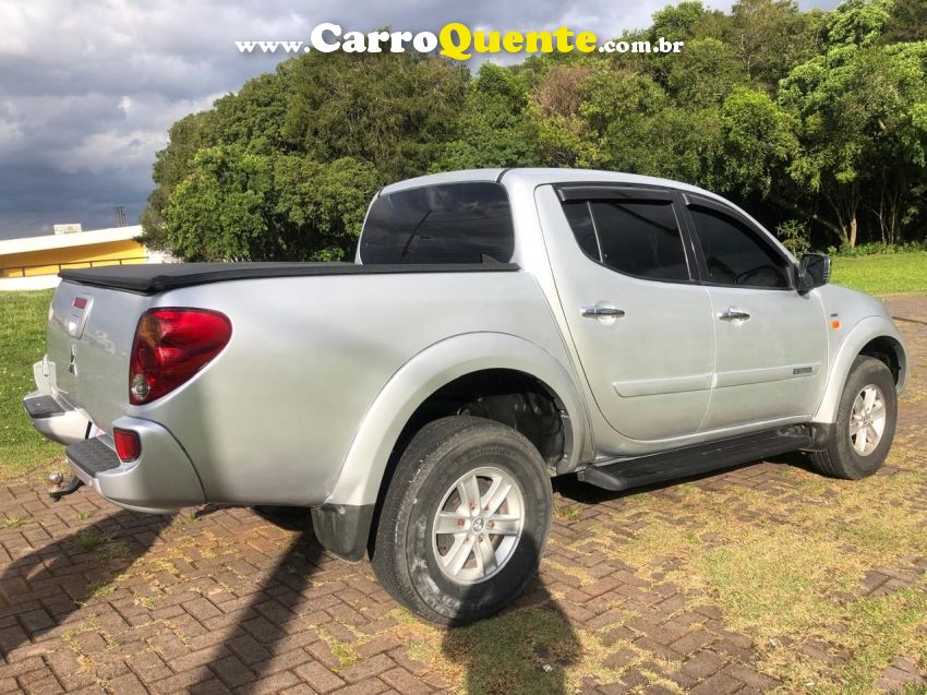 Mitsubishi L200 TRITON 3.2 HPE 4X4 CD 16V TURBO INTERCOOLER DIESEL 4P AUTOMÁTICO - Loja