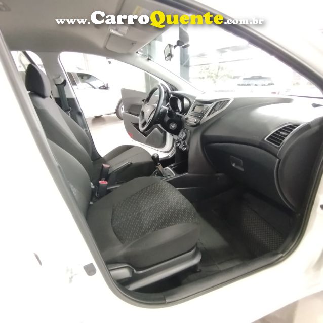 Hyundai HB20 1.0 COMFORT 12V FLEX 4P MANUAL - Loja
