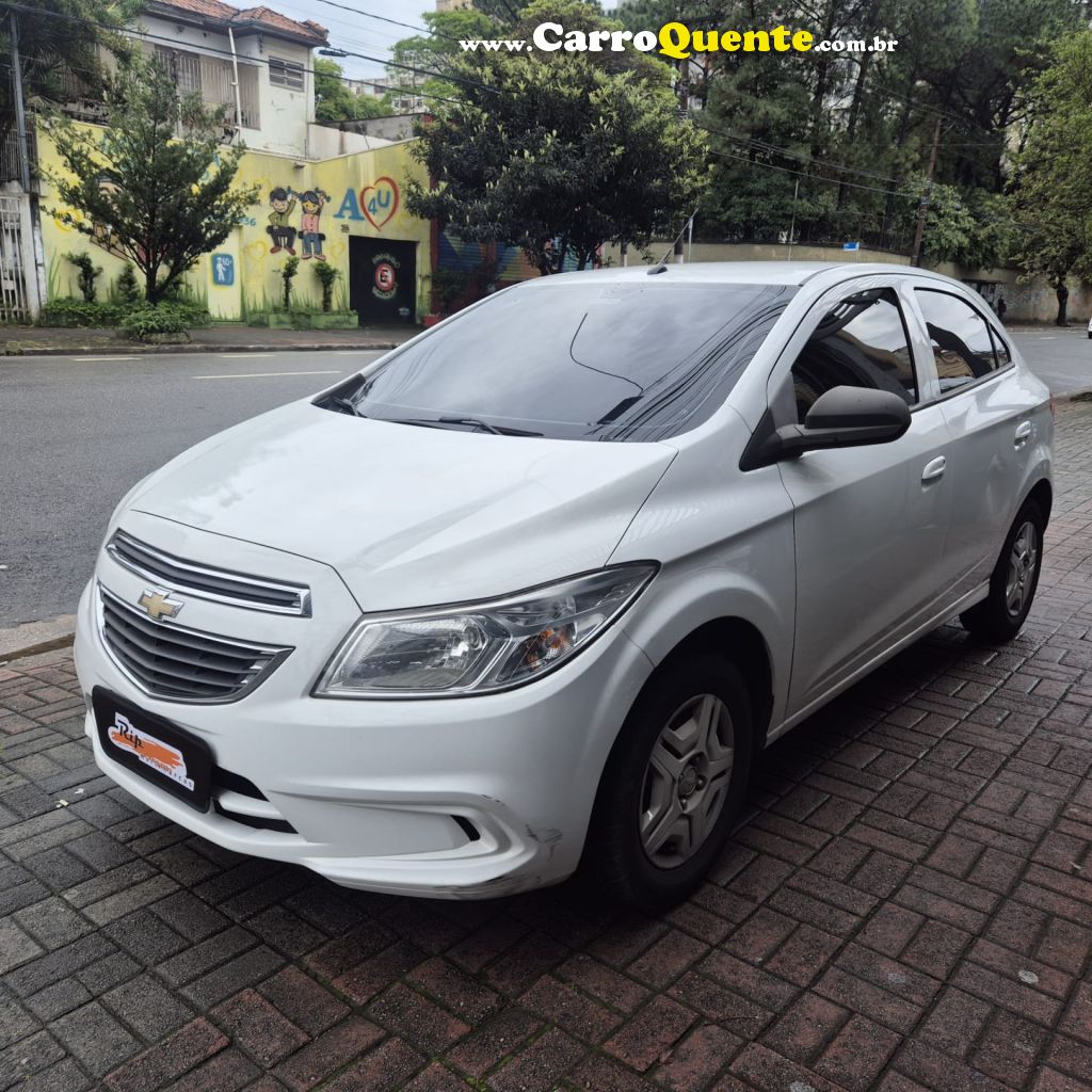 CHEVROLET   ONIX HATCH LT 1.0 8V FLEXPOWER 5P MEC.   BRANCO 2015 1.0 FLEX - Loja