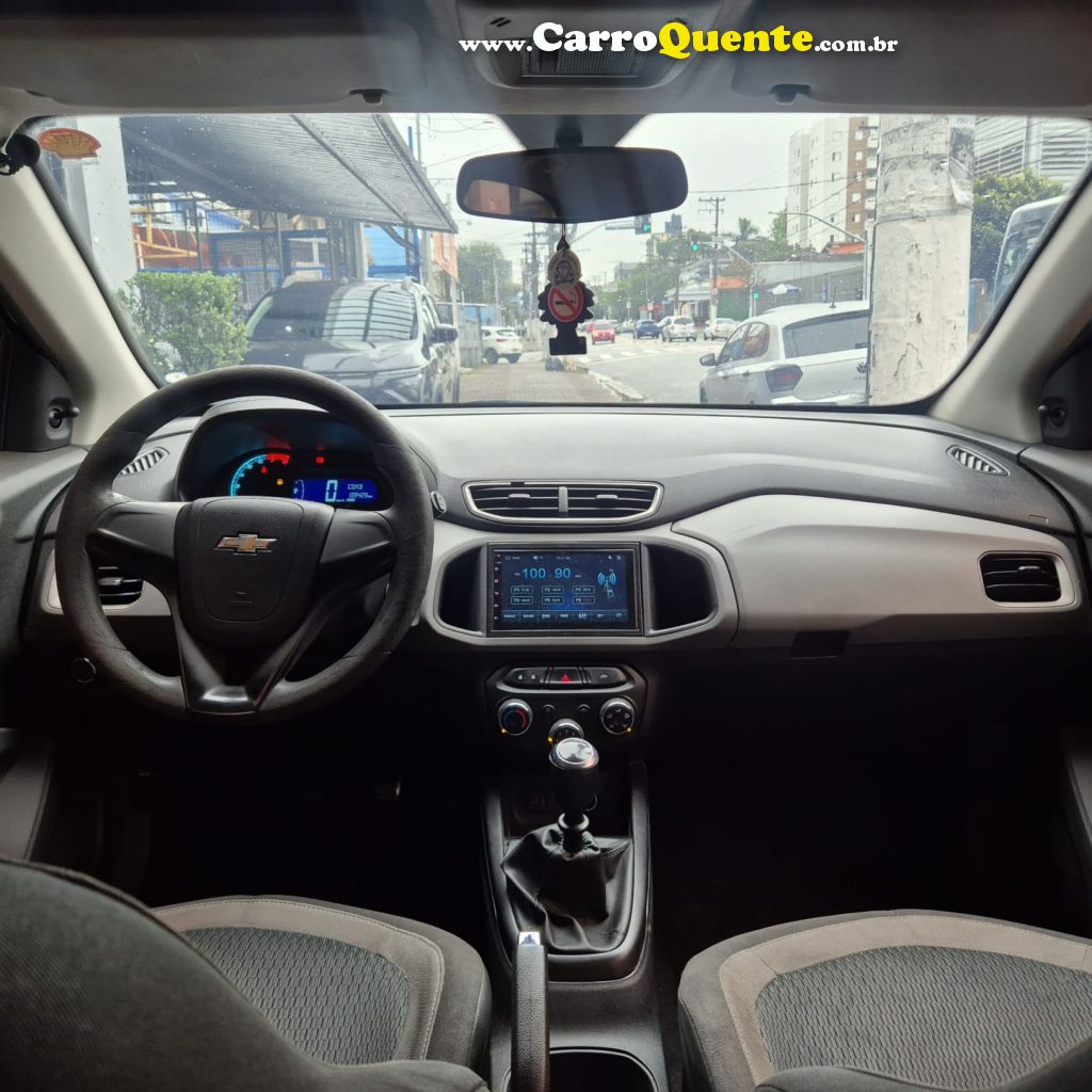 CHEVROLET   ONIX HATCH LT 1.0 8V FLEXPOWER 5P MEC.   BRANCO 2015 1.0 FLEX - Loja