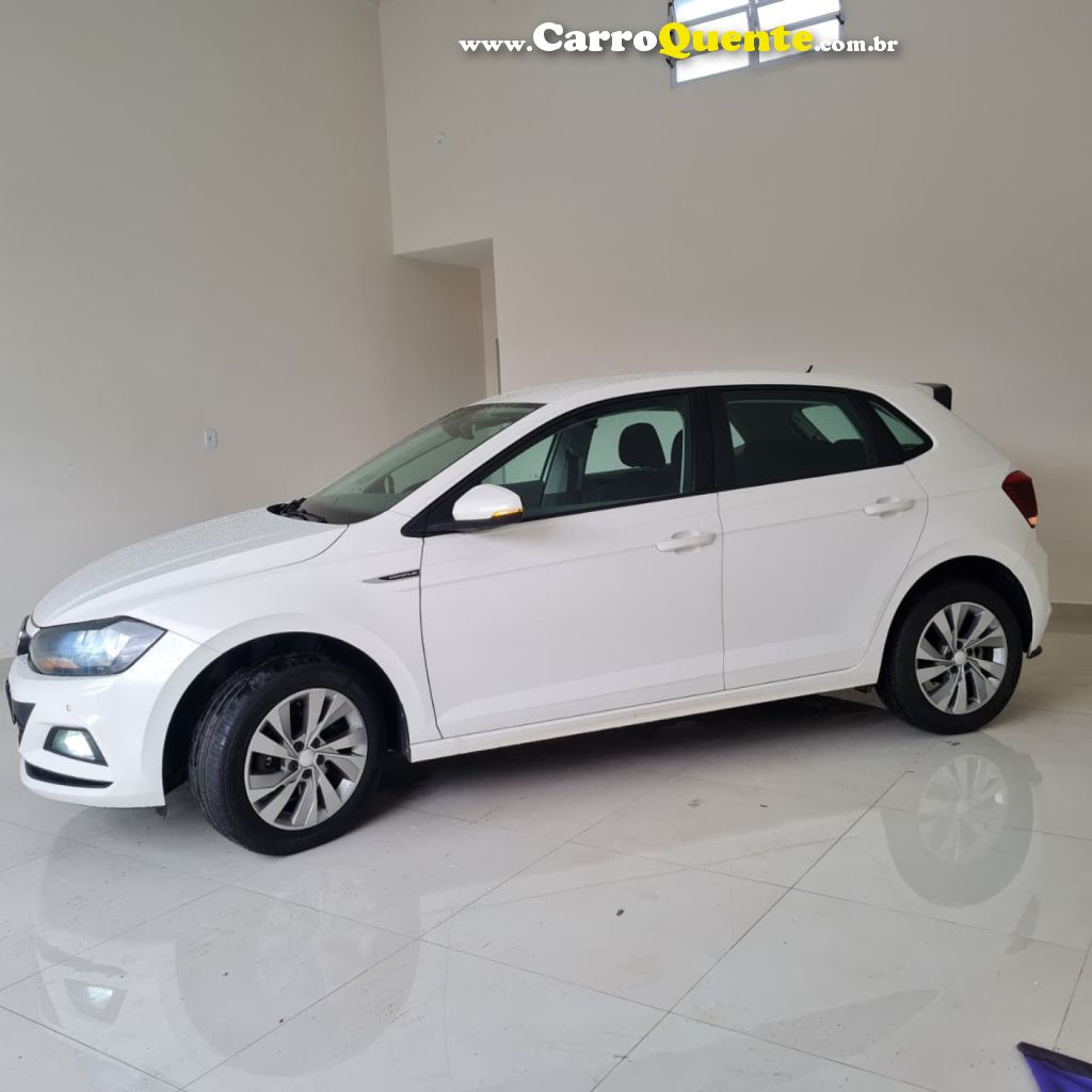VOLKSWAGEN   POLO COMFORT. 200 TSI 1.0 FLEX 12V AUT.   BRANCO 2019 1.0 FLEX - Loja