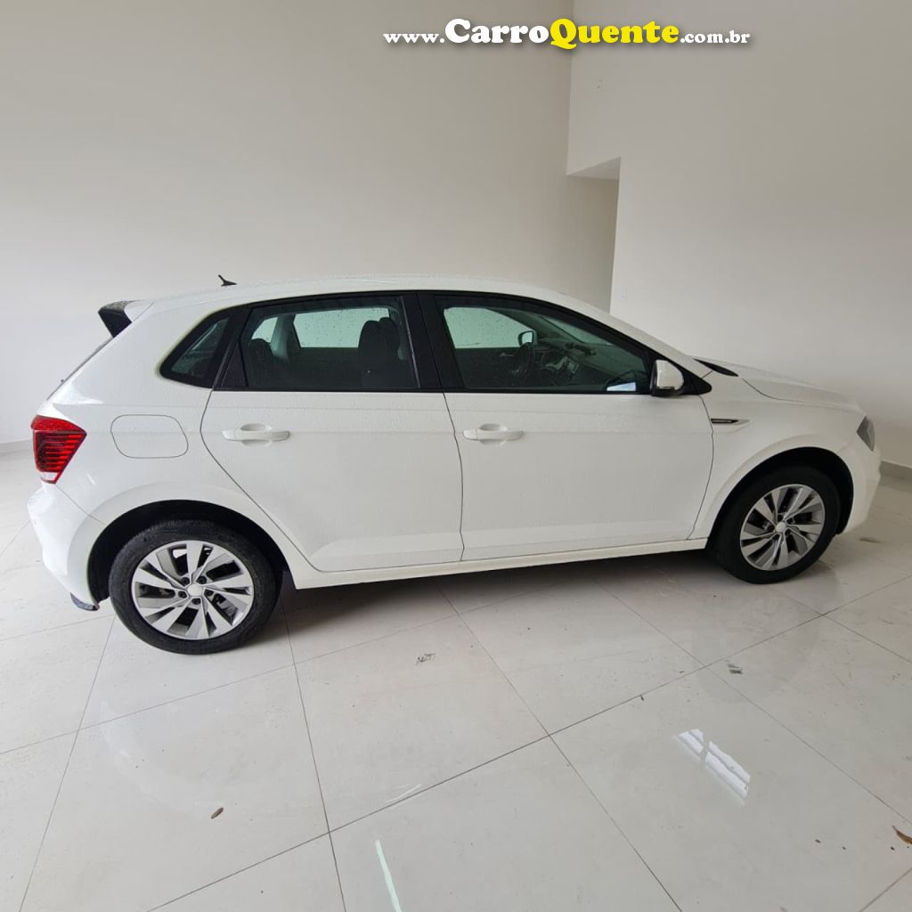 VOLKSWAGEN   POLO COMFORT. 200 TSI 1.0 FLEX 12V AUT.   BRANCO 2019 1.0 FLEX - Loja