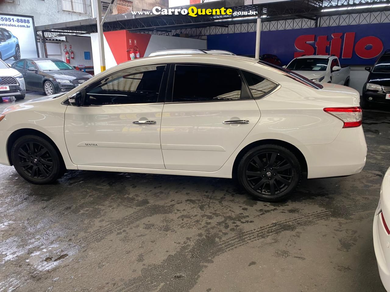 NISSAN   SENTRA SL 2.0 2.0 FLEX FUEL 16V AUT.   BRANCO 2015 2.0 FLEX - Loja